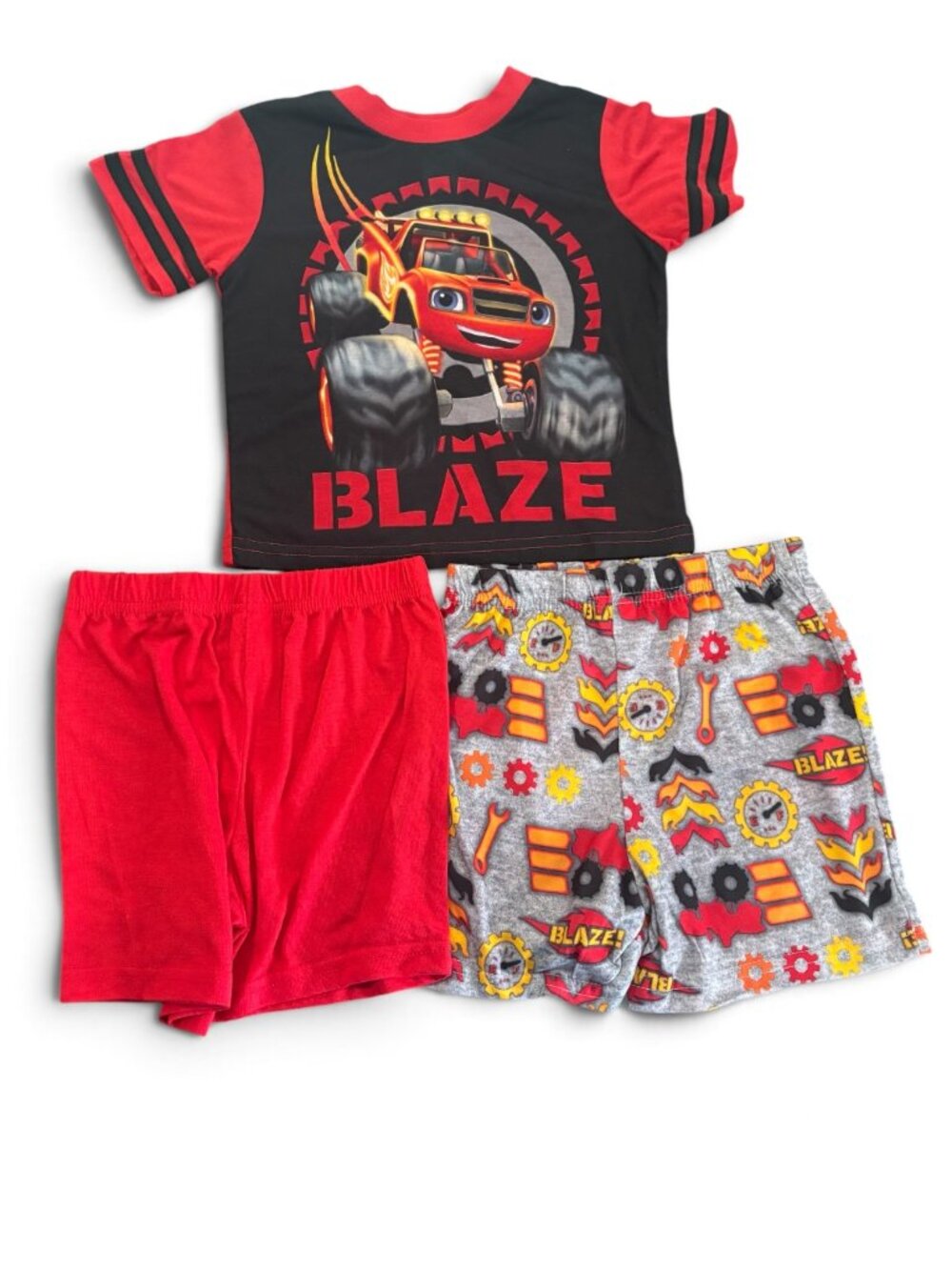 NWT Blaze and the Monster Machines Boys 3 Piece Pajama Set T-Shirt Shorts